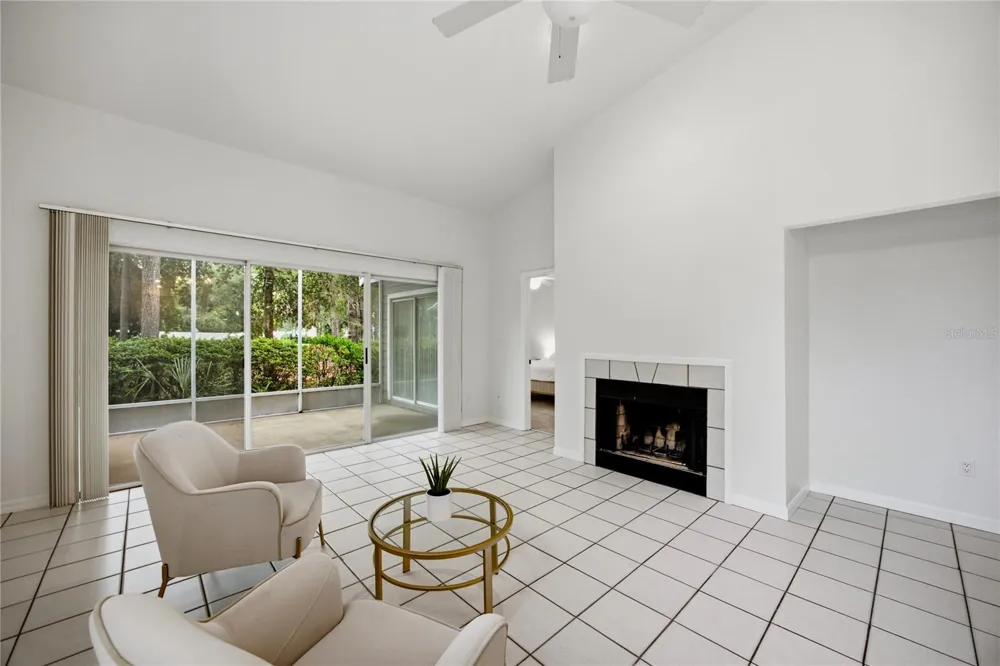 1013 NW 124TH DRIVE Newberry, FL 32669