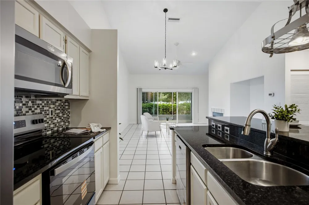 1013 NW 124TH DRIVE Newberry, FL 32669