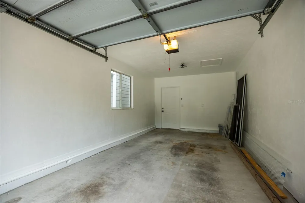1013 NW 124TH DRIVE Newberry, FL 32669