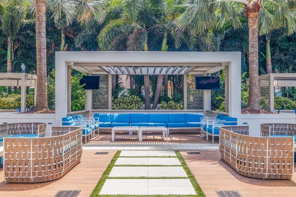 100 1ST AVENUE #2902 St Petersburg, FL 33701
