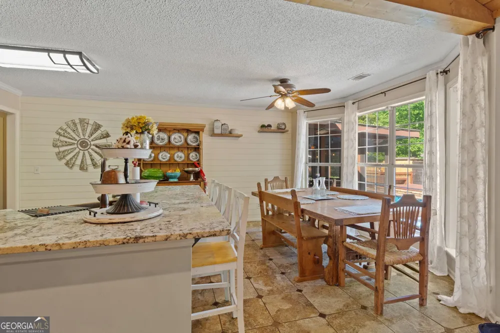 1227 Dry Hollow RD Dahlonega, GA 30533