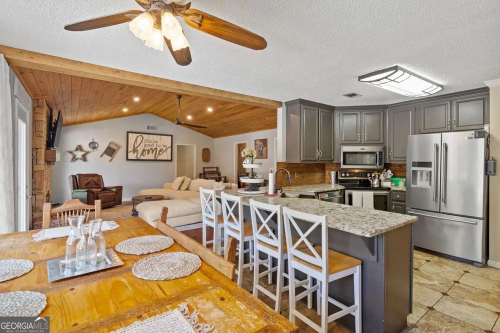 1227 Dry Hollow RD Dahlonega, GA 30533