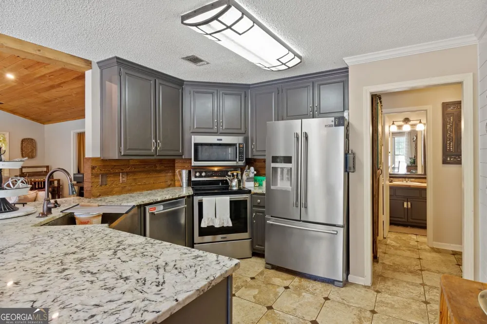 1227 Dry Hollow RD Dahlonega, GA 30533