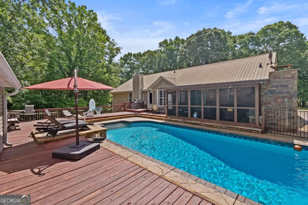 1227 Dry Hollow RD Dahlonega, GA 30533