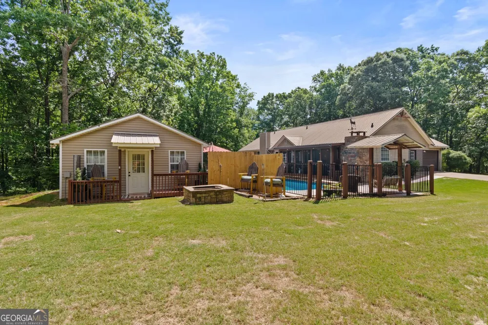 1227 Dry Hollow RD Dahlonega, GA 30533