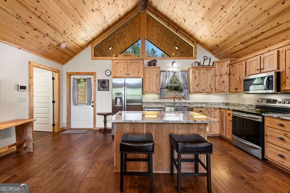 539 Summer Cove RD Blairsville, GA 30512