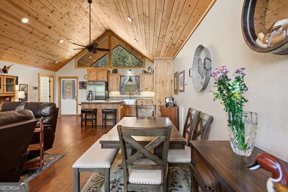 539 Summer Cove RD Blairsville, GA 30512