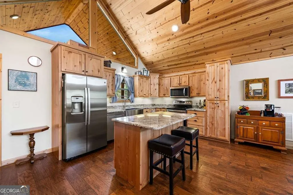 539 Summer Cove RD Blairsville, GA 30512