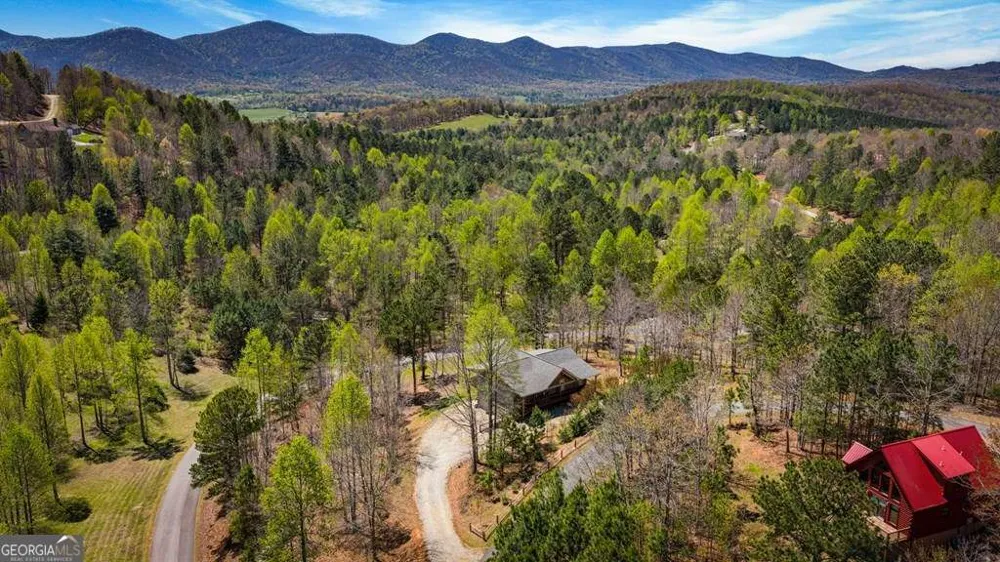 539 Summer Cove RD Blairsville, GA 30512