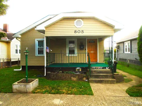 805 Chase Avenue