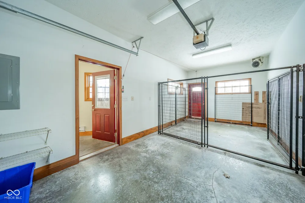 2405 Wicklow Drive Muncie, IN 47304