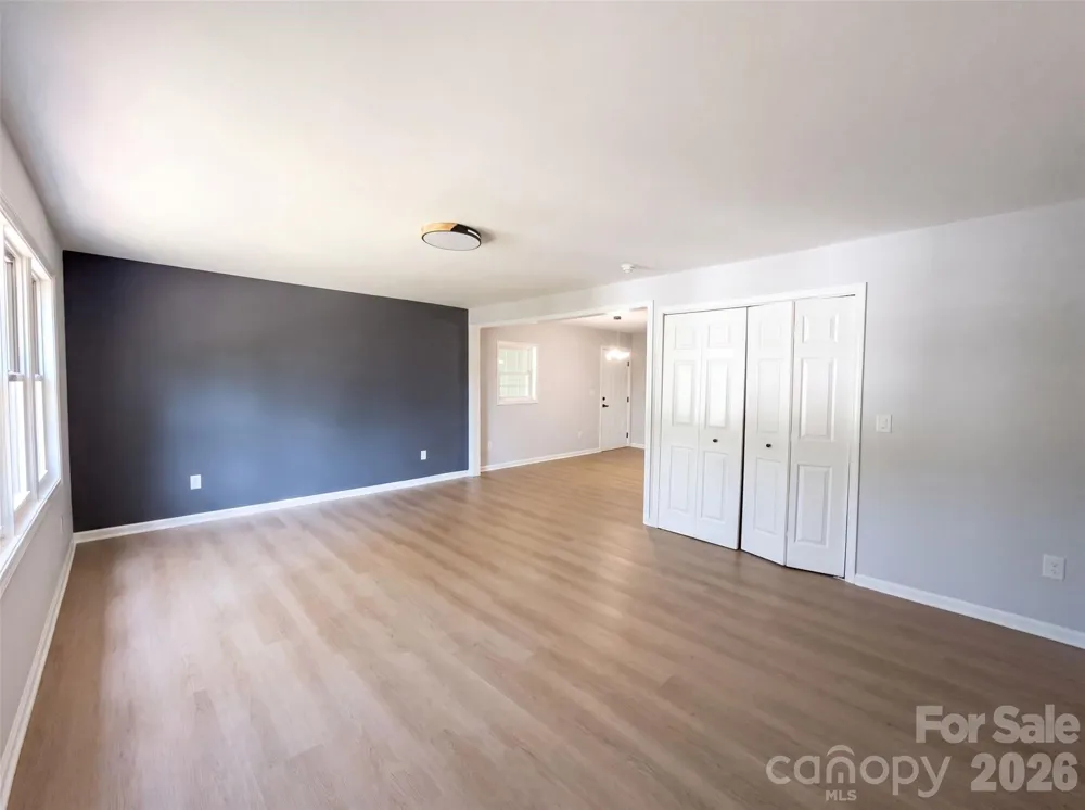 915 Kenham Place Lenoir, NC 28645