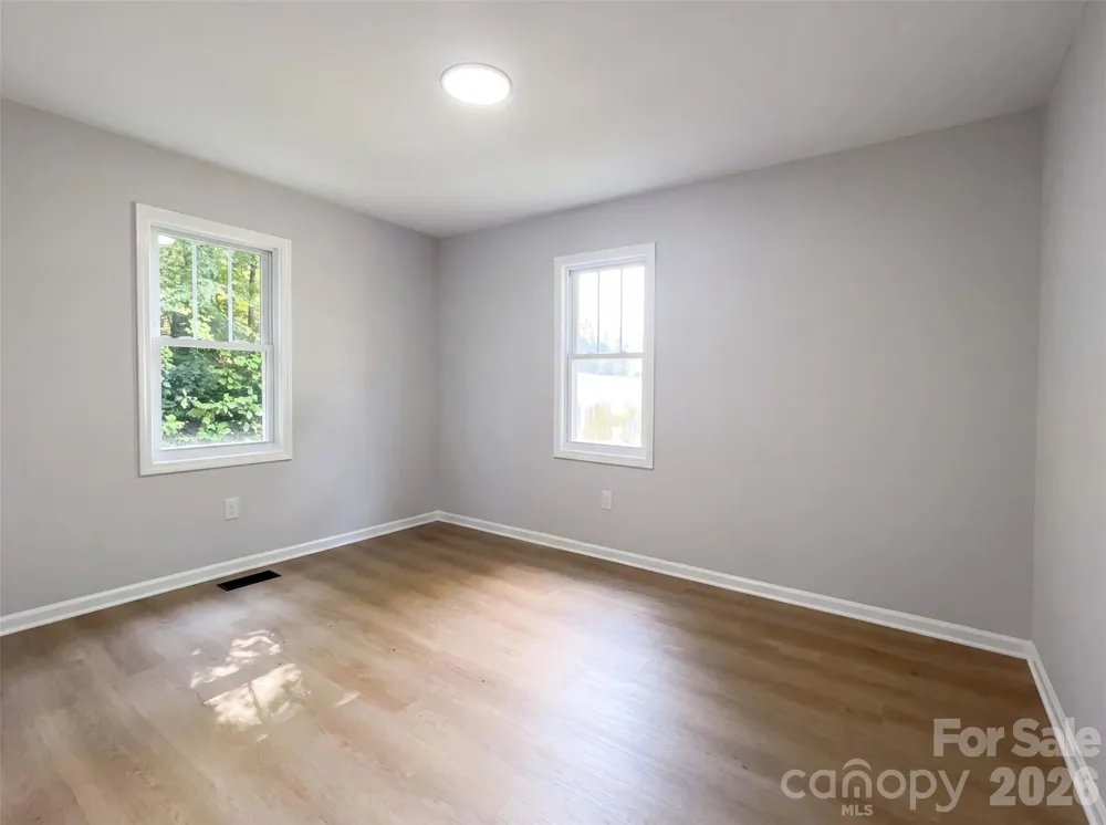915 Kenham Place Lenoir, NC 28645