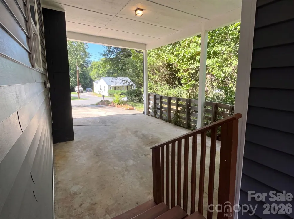 915 Kenham Place Lenoir, NC 28645