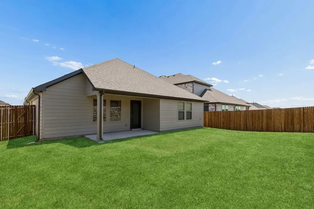 6652 Valley Lake Lane Fort Worth, TX 76036