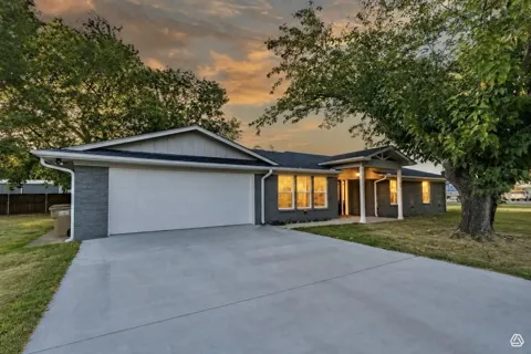 128 Osborn Street