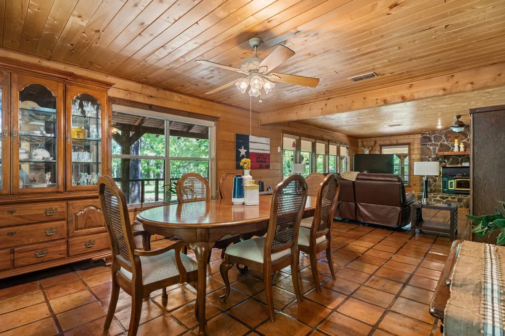 1081 County Road 3875 Mineola, TX 75773