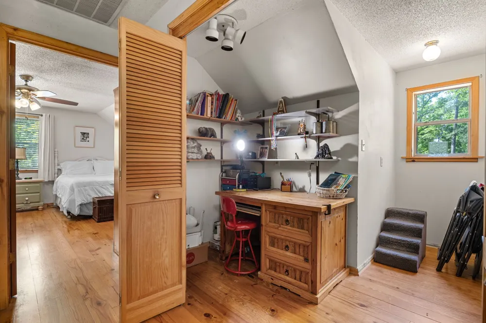 1081 County Road 3875 Mineola, TX 75773