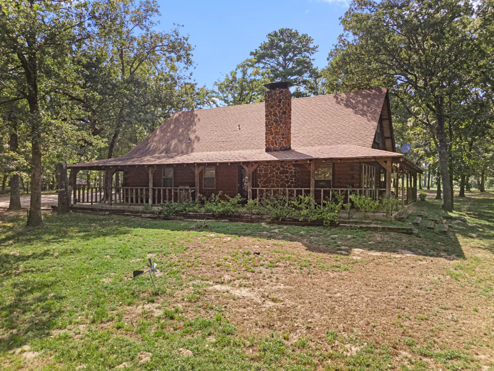 1081 County Road 3875 Mineola, TX 75773