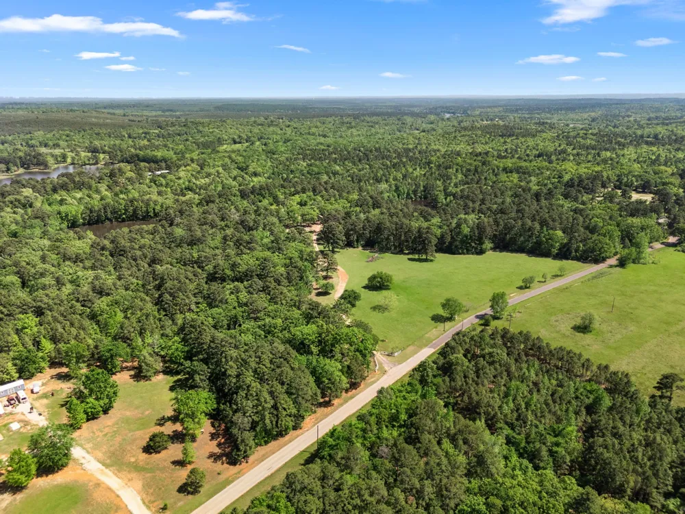 1081 County Road 3875 Mineola, TX 75773