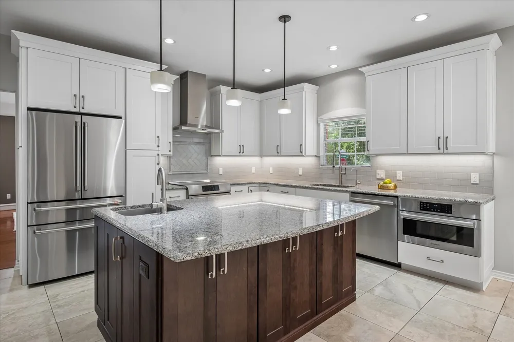 2702 Lawtherwood Court Dallas, TX 75214