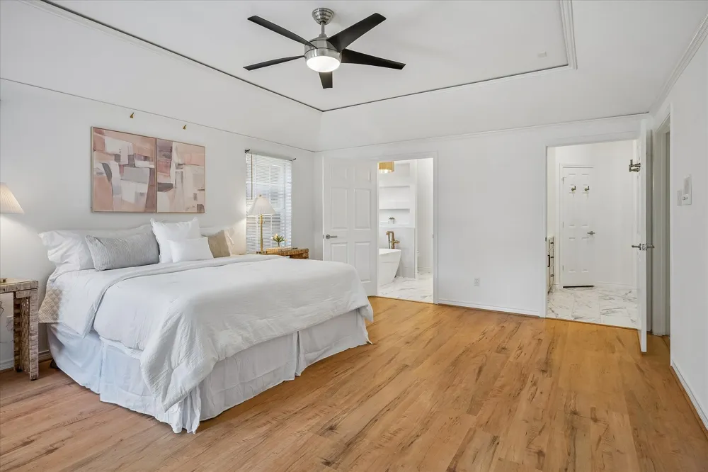 2702 Lawtherwood Court Dallas, TX 75214