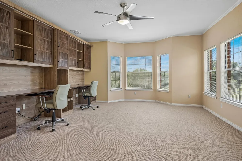 2702 Lawtherwood Court Dallas, TX 75214