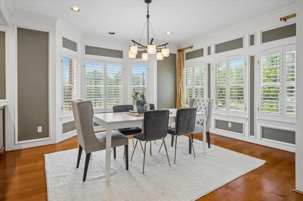 2702 Lawtherwood Court Dallas, TX 75214