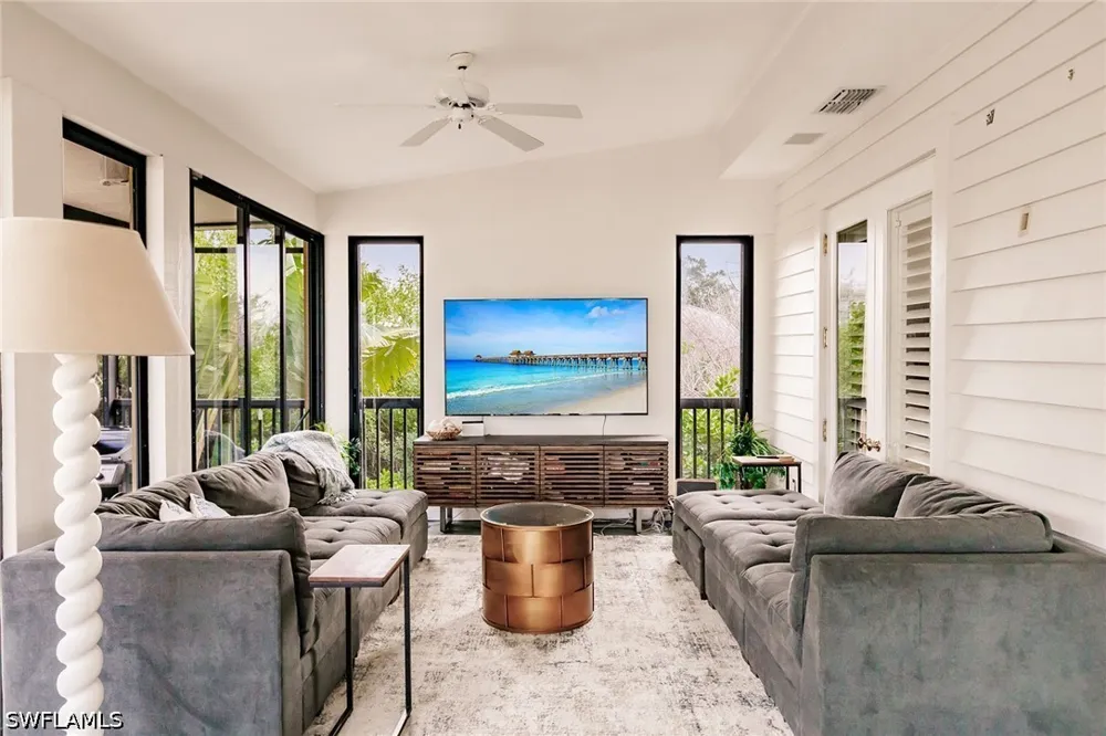 Leatherfern Lane Marco Island, FL 34145