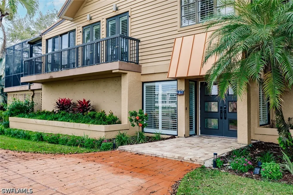Leatherfern Lane Marco Island, FL 34145