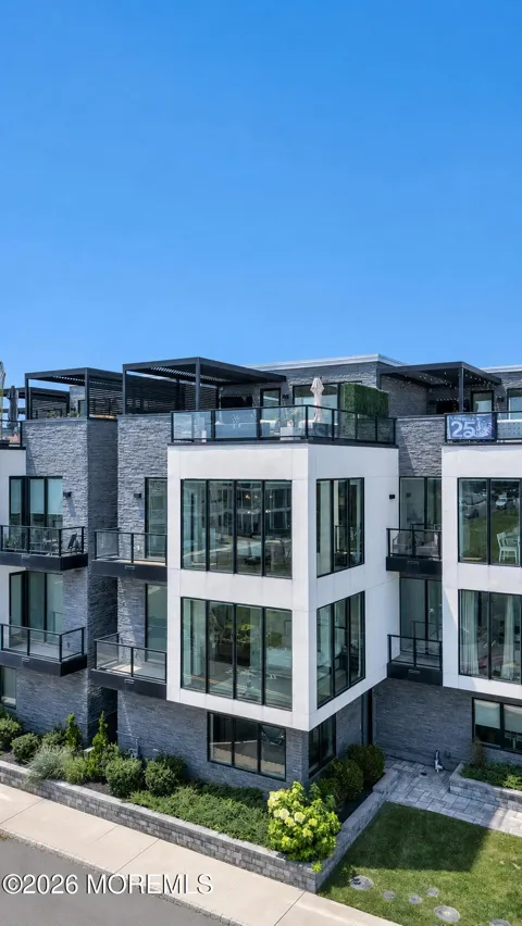 200 Ocean Avenue #5