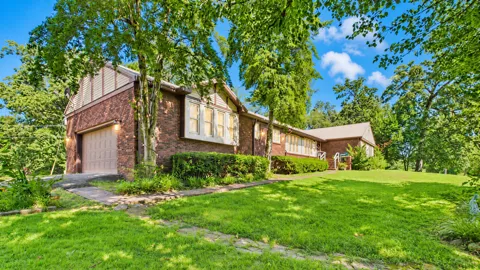 99 Dogwood Dr