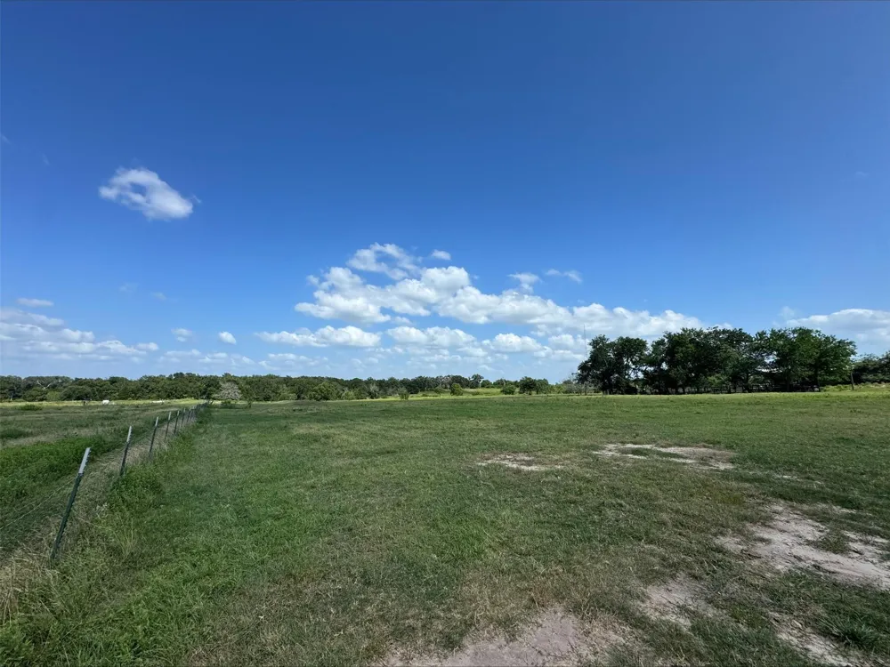 2 Fm 3060 Midway, TX 75852