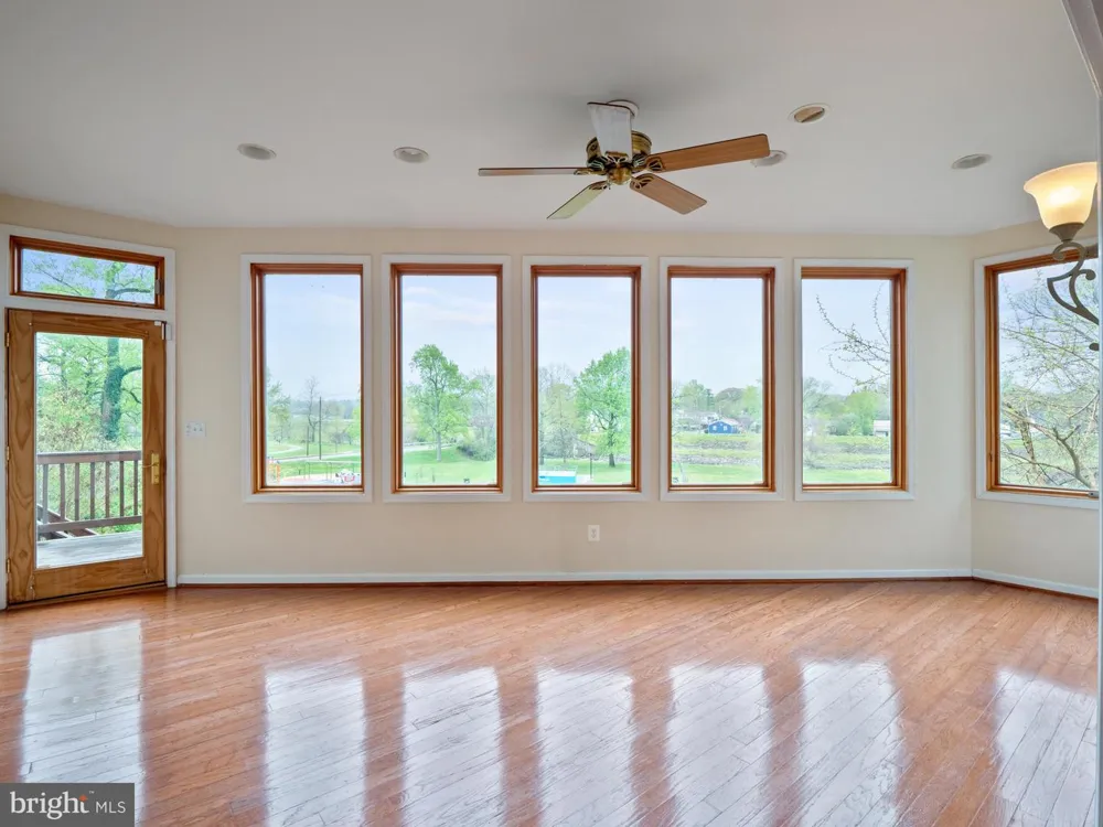 4907 37TH PLACE Hyattsville, MD 20782