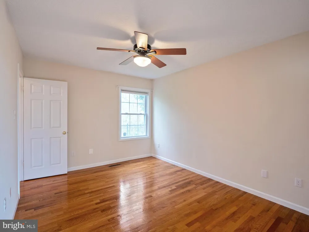 4907 37TH PLACE Hyattsville, MD 20782
