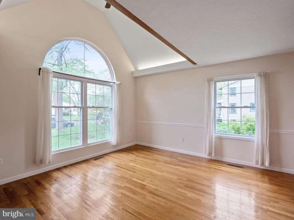 4907 37TH PLACE Hyattsville, MD 20782