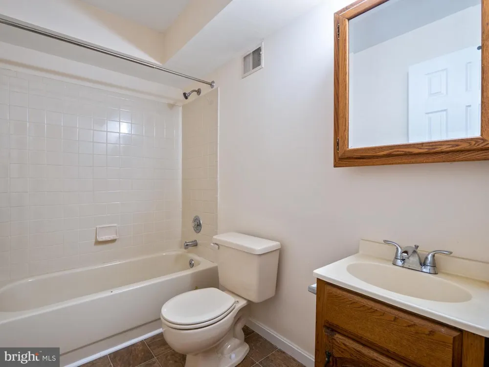 4907 37TH PLACE Hyattsville, MD 20782