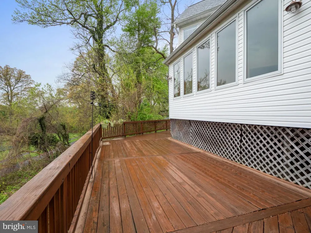 4907 37TH PLACE Hyattsville, MD 20782