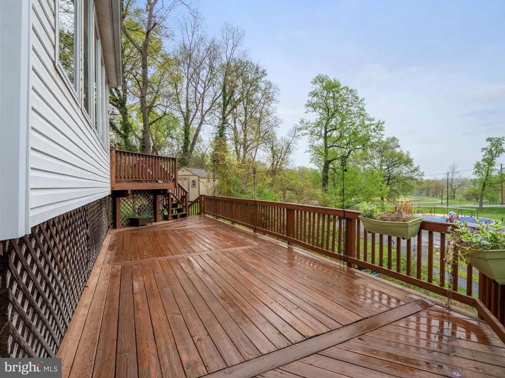4907 37TH PLACE Hyattsville, MD 20782