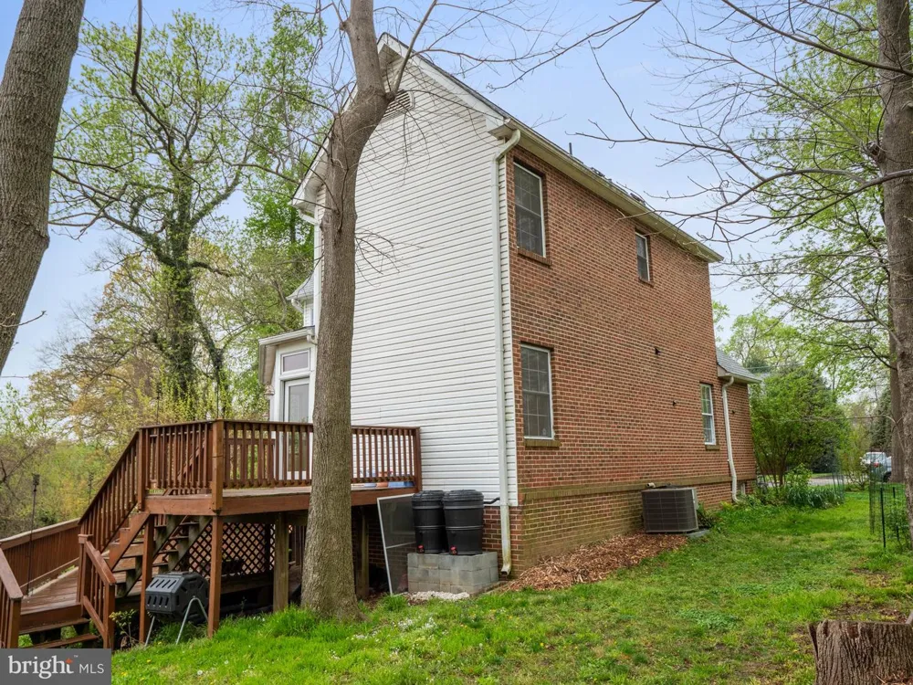 4907 37TH PLACE Hyattsville, MD 20782