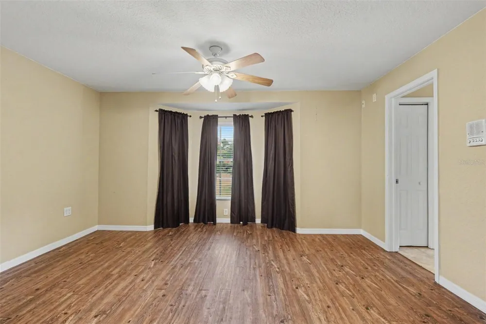 4618 REOLA ROAD Dover, FL 33527