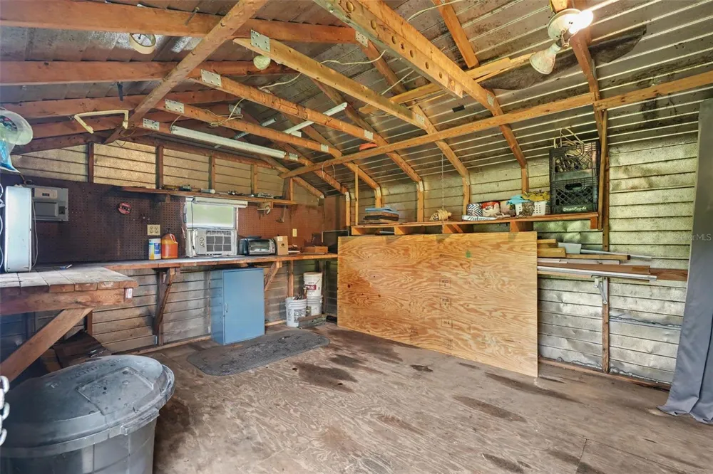 4618 REOLA ROAD Dover, FL 33527
