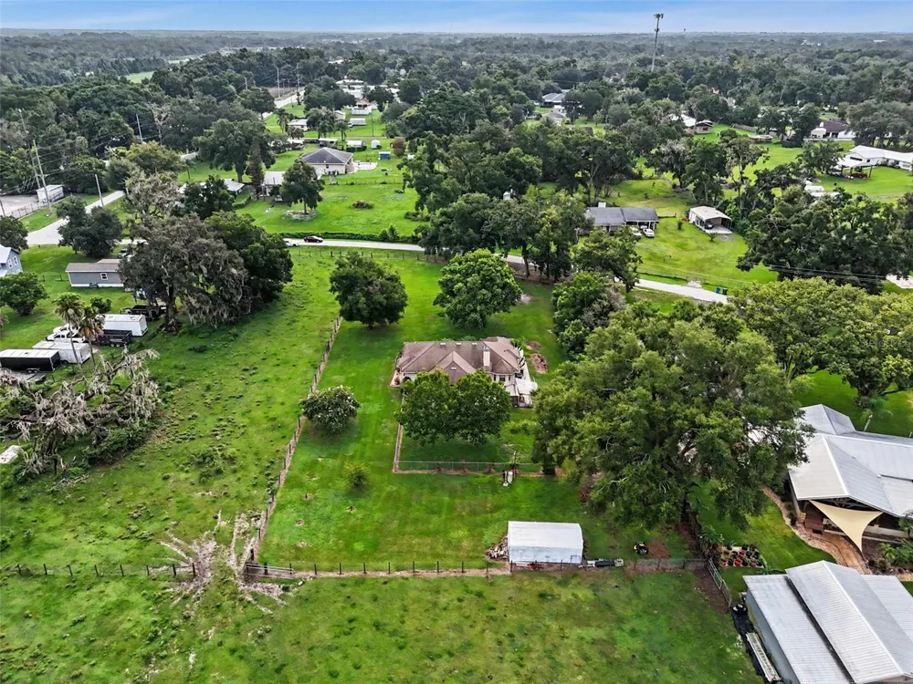 4618 REOLA ROAD Dover, FL 33527