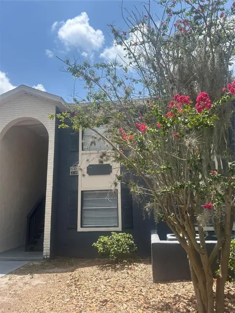 2513 ALAFAYA TRAIL #21
