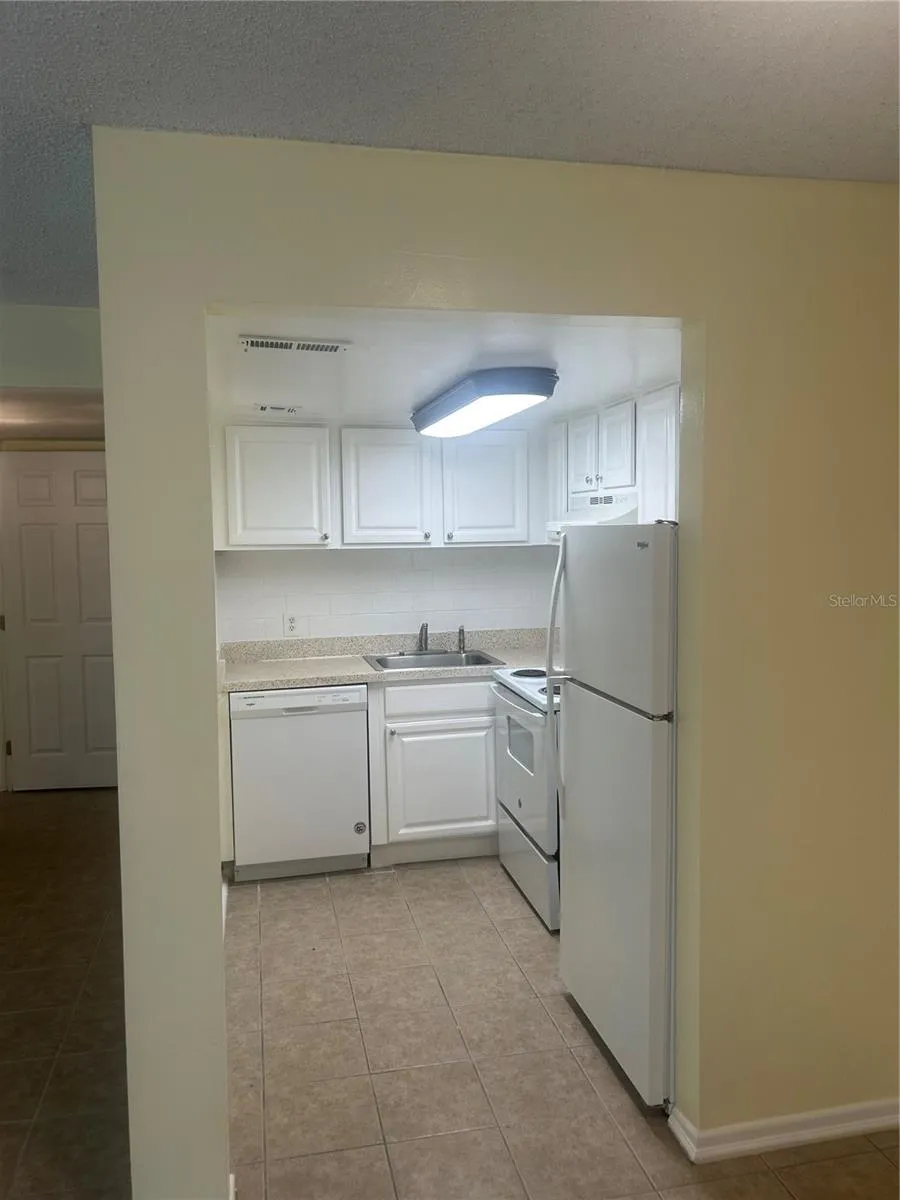 2513 ALAFAYA TRAIL #21 Orlando, FL 32826