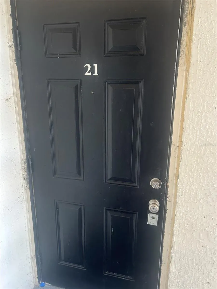 2513 ALAFAYA TRAIL #21 Orlando, FL 32826