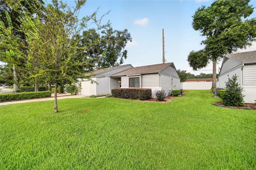 1904 SE 37TH COURT CIRCLE ocala, FL 34471