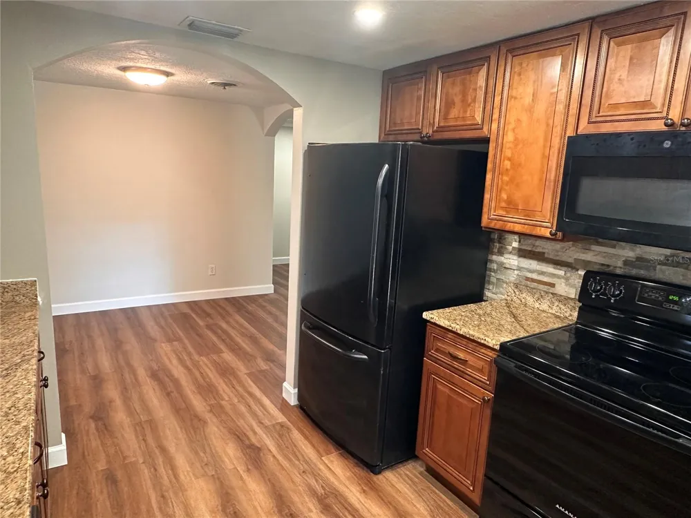 855 STEWART STREET Englewood, FL 34223