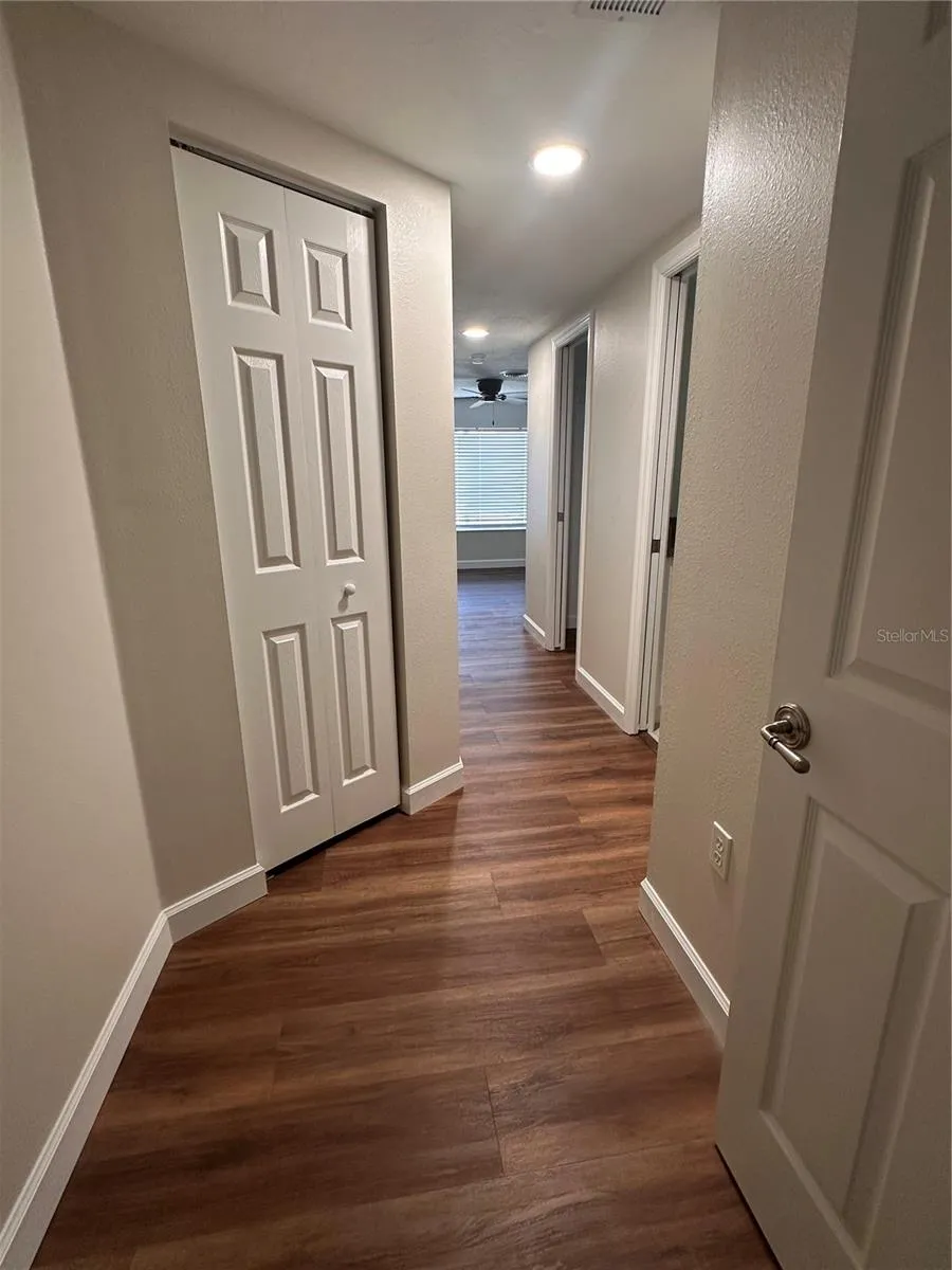 855 STEWART STREET Englewood, FL 34223