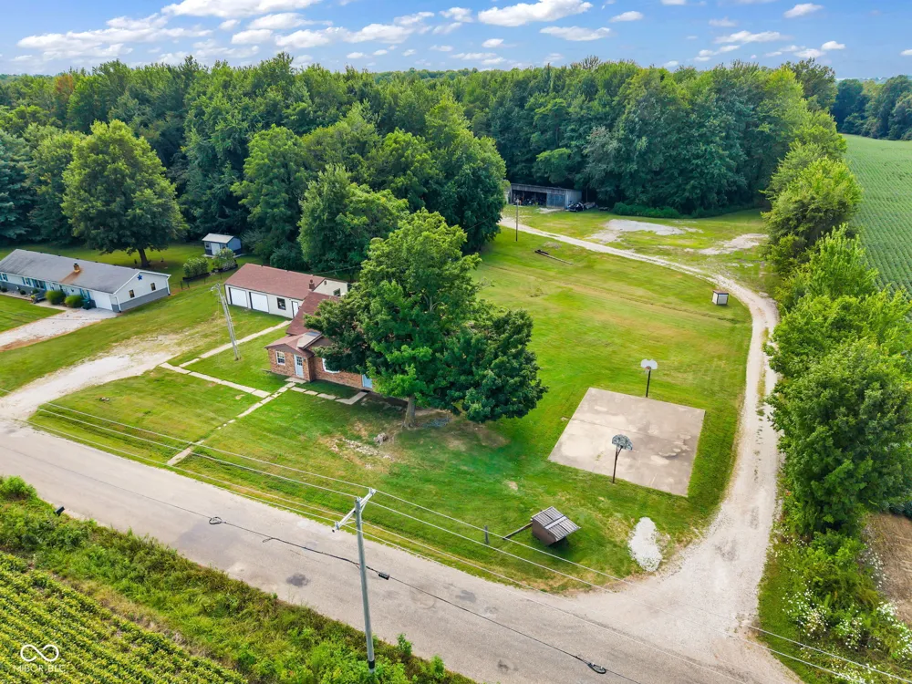 10264 S 1200 E Brazil, IN 47834